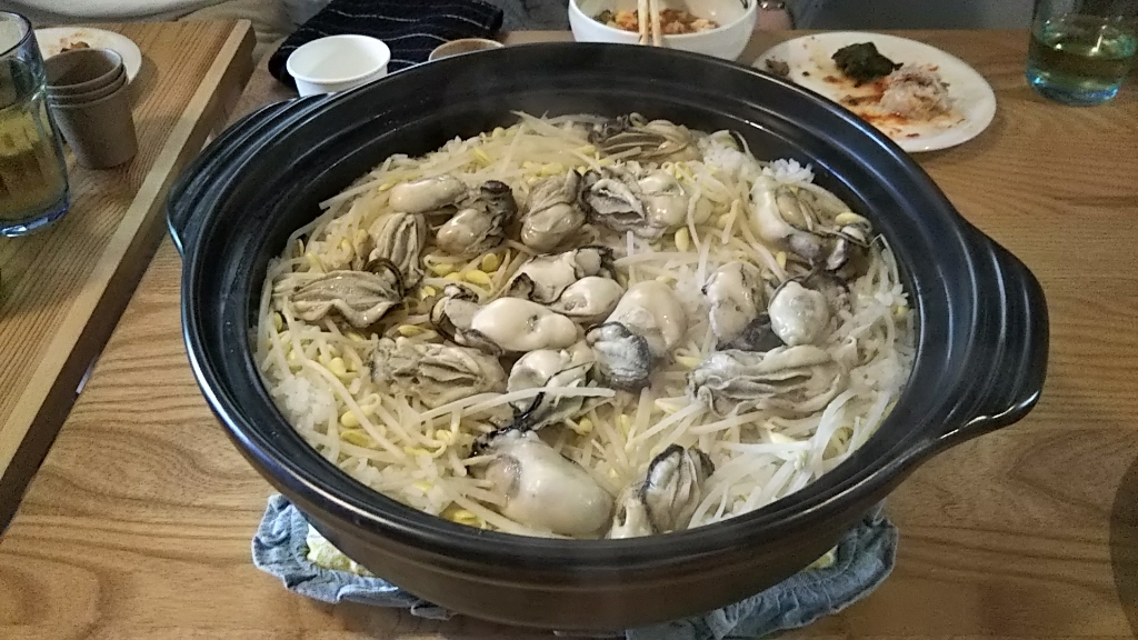 Eiko さんの 【Eikoのピビン麺】麺類が大好きなCOOKが集結😋楽しいとおいしいはみんなで作るもの‼️朝から晩までいろんな麺に縛られたPop-Upが連続で楽しめるPop-Upデイ✨@両国ガレージ  