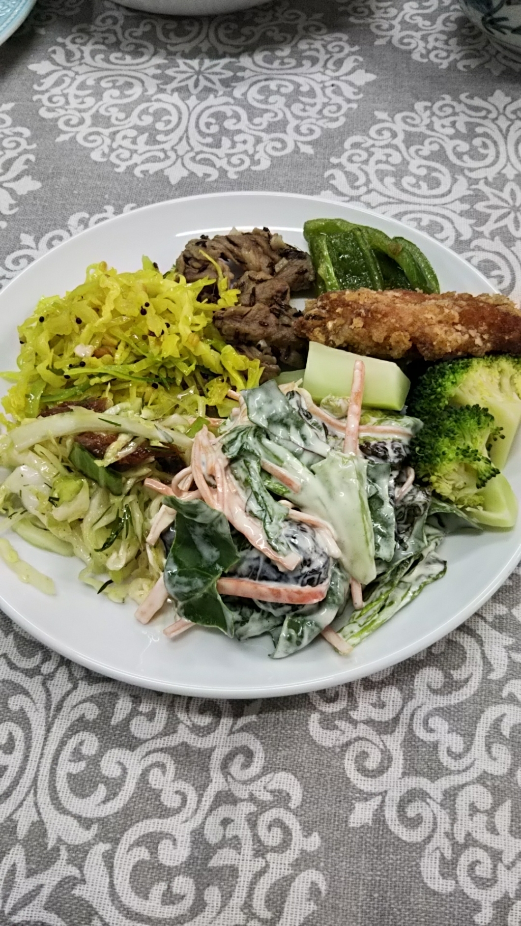 Masaki さんの hito先生とヨガをして本マグロ脳天ビリヤニを食べよう