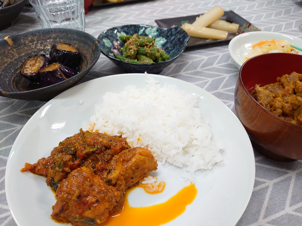 Masaki さんの hito先生とヨガをして本マグロ脳天ビリヤニを食べよう