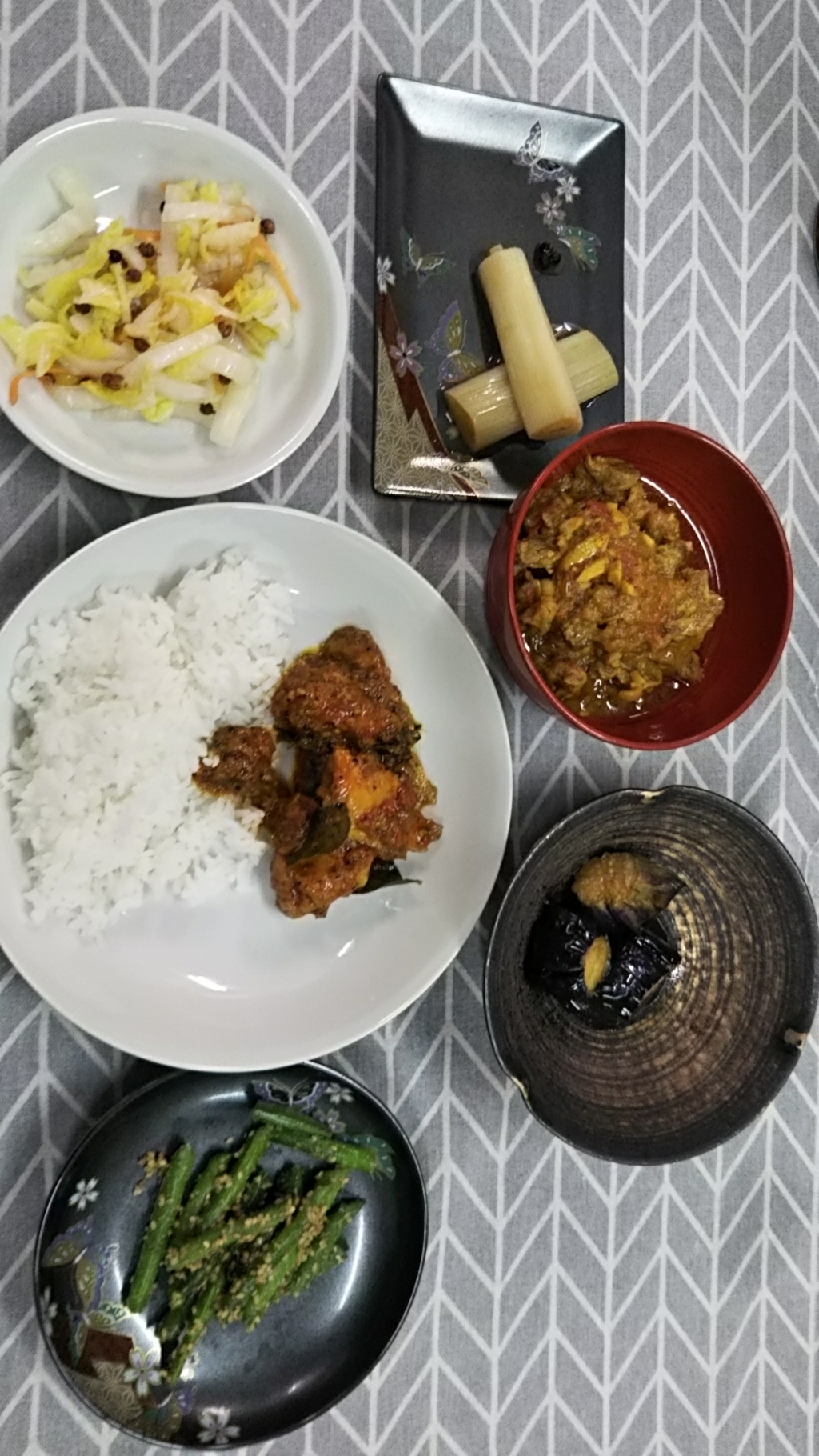 Masaki さんの hito先生とヨガをして本マグロ脳天ビリヤニを食べよう