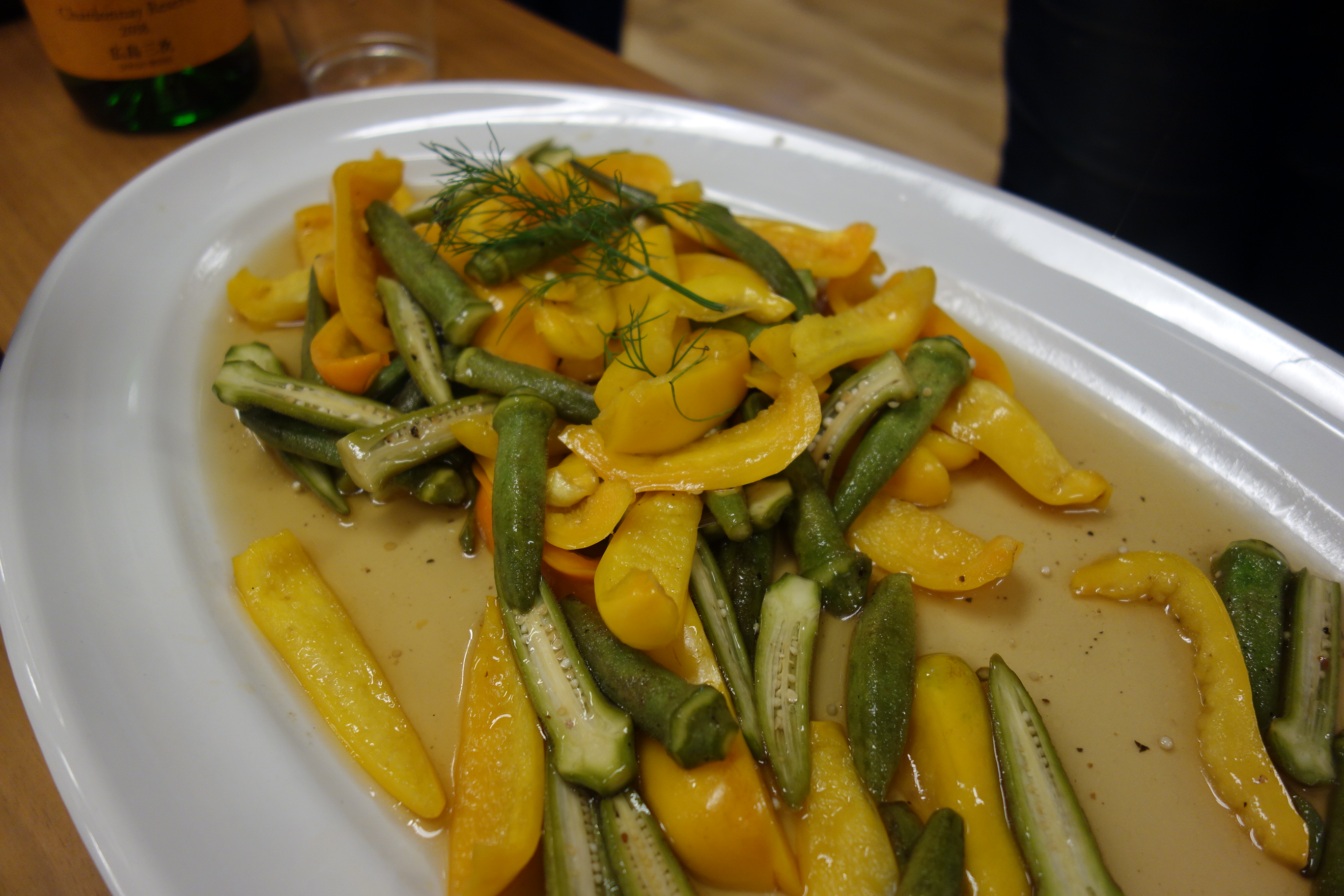 Shirokuma Kitchen さんの ごちそう家庭料理シリーズvol.3「肉汁じゅわ〜鶏のからあげ」大好きだったお弁当のおかずを作ろう＜昼の部＞