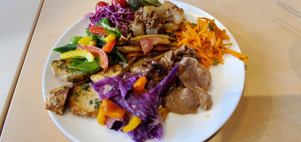 Panasonic KURA_THINK さんの 〈ポークカレー〉【お子さま歓迎】Panasonicの近未来キッチンで料理体験！『KURA_THINK（クラシンク）』の食卓