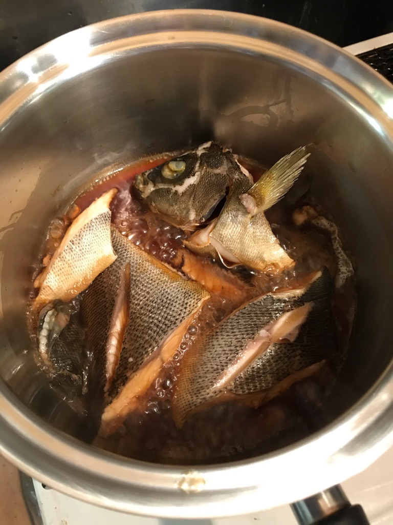 宮崎市移住センター さんの 【魚一尾を丸ごとお届け】プロが仕立てた「究極の熟成魚」をさばこう！ 宮崎市の魅力に触れるオンラインワークショップ