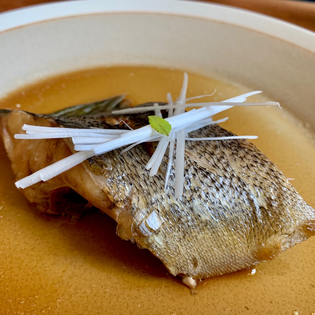 宮崎市移住センター さんの 【魚一尾を丸ごとお届け】プロが仕立てた「究極の熟成魚」をさばこう！ 宮崎市の魅力に触れるオンラインワークショップ