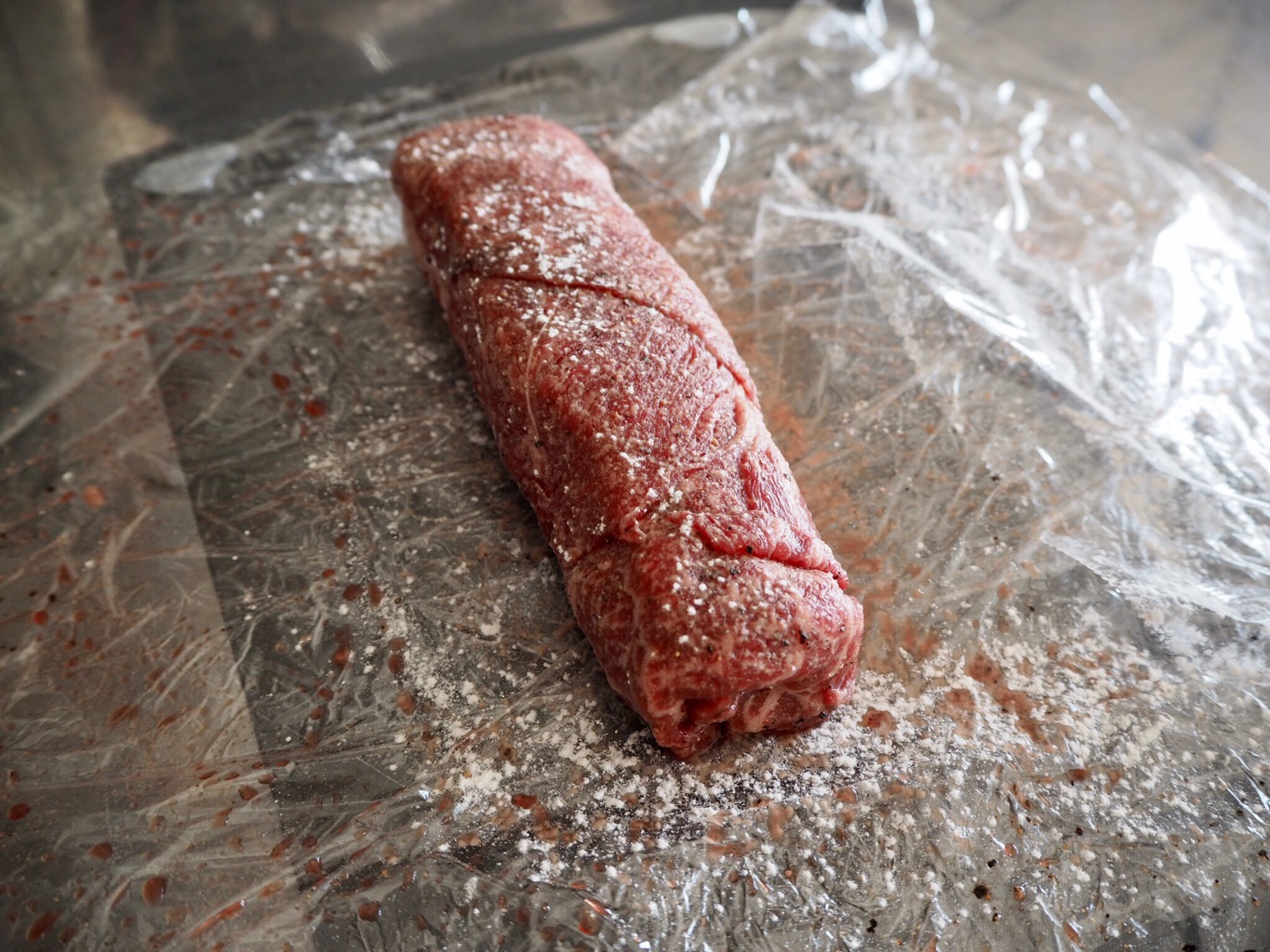 宮崎県都城市 さんの ＊受付終了【都城産宮崎牛が届く】ふるさと納税日本一！とろける宮崎牛の食べ比べと焼酎「黒霧島」を堪能して都城市の魅力に触れよう＜11/15(日)〆切＞