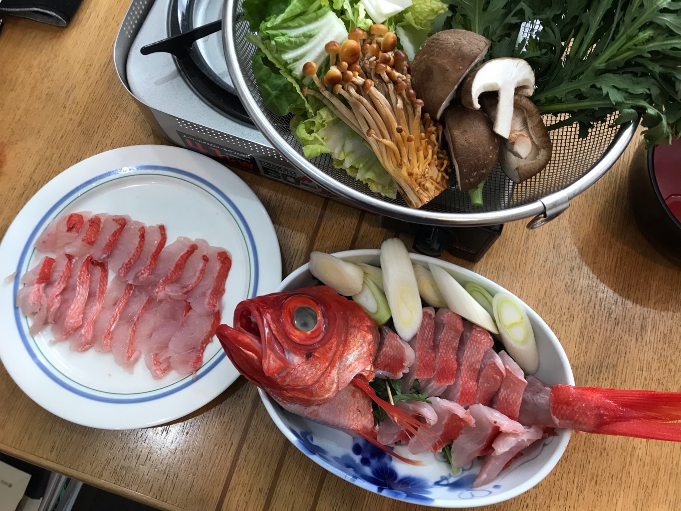 静岡県御前崎市 さんの 静岡県御前崎市で200年続く、伝統製法でつくられた最高級のかつお節。金目鯛のしゃぶしゃぶで、贅沢な香りとうまみを味わってみませんか？