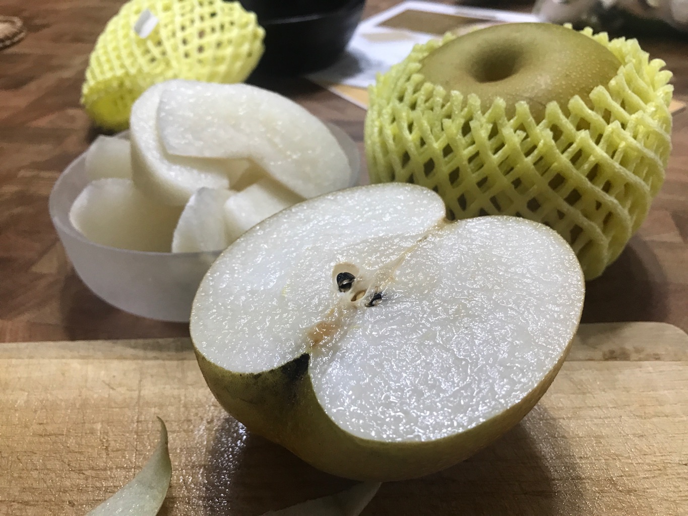 茨城県筑西市 さんの 残暑を潤す、大人の梨クリームソーダ作り。茨城県筑西市の果汁溢れる梨2種をお届け