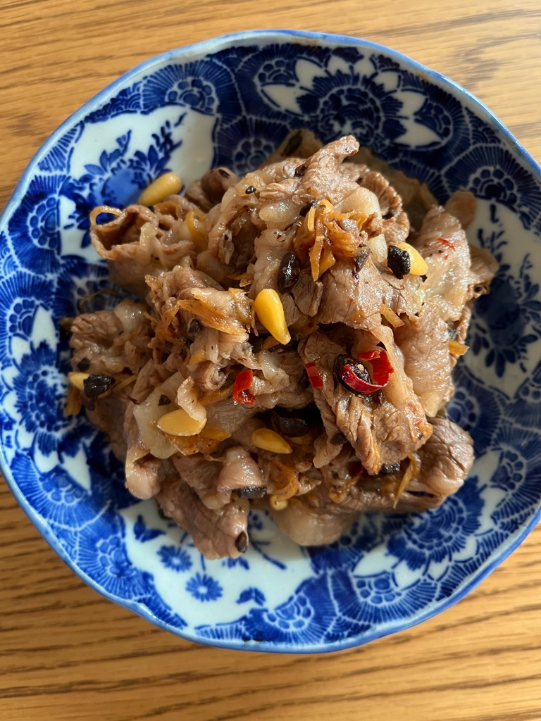 阪南市 さんの 料理人も唸る旨さ！大阪唯一の黒毛和牛「なにわ黒牛」の赤身と脂を味わい尽くすシェフ直伝“煮込まない”「牛しぐれ煮」