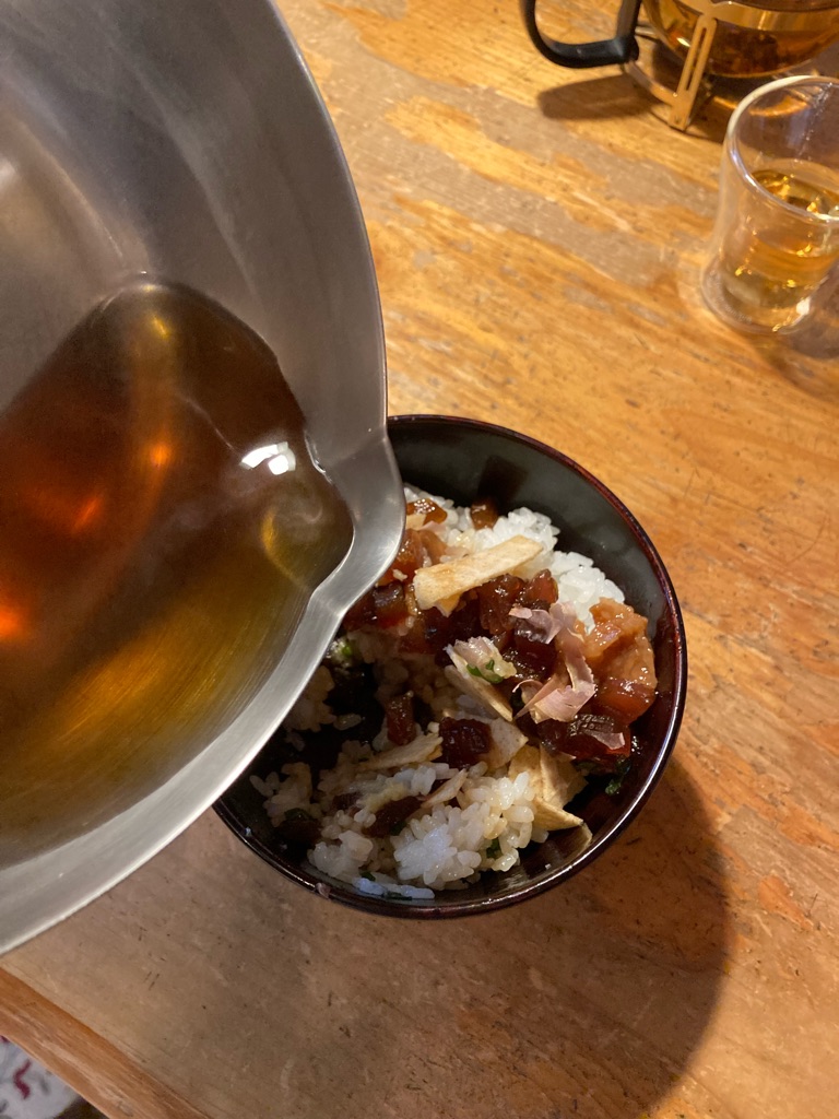 鹿児島県枕崎市 さんの 【夜の部】かつお節生産量日本一。枕崎市のMr.DASHIに教わる “黄金の鰹だし”で「船人めし」作りに挑戦