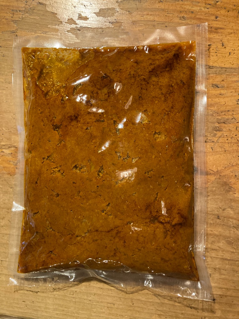 北海道厚沢部町 さんの 採れたての夏野菜をごろっと贅沢に！ネパール式スパイスカレーで味わう、厚沢部町の豊かな食の未来。